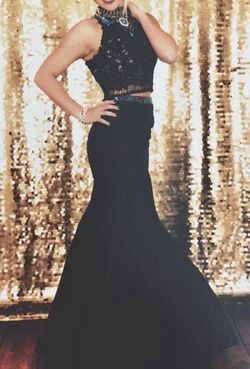 Black Size 4 Ball gown on Queenly