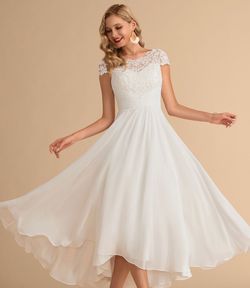 White Size 24 Train Dress on Queenly