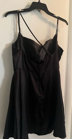 B. DARLIN Black Size 14 Plus Size Straight Dress on Queenly