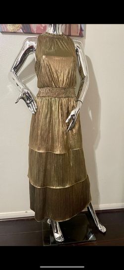 Gold Size 14 Cocktail Dress on Queenly