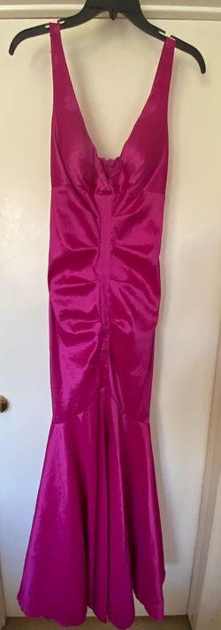 Windsor Pink Size 6 Silk Mermaid Dress on Queenly