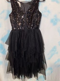 H&M Black Size 0 Floor Length A-line Dress on Queenly