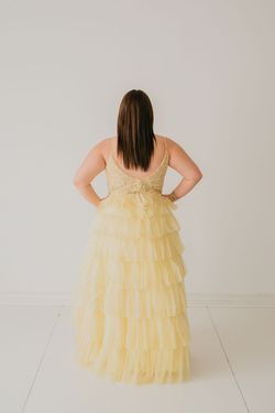 Style CL2254 Yellow Size 14 A-line Dress on Queenly
