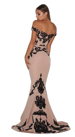 Style 1474 Portia & Scarlett Nude Size 2 Tall Height Mermaid Dress on Queenly