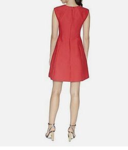 Halston Heritage Red Size 4 50 Off Cocktail Dress on Queenly