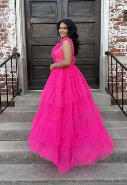 AshleyLAUREN Pink Size 4 Floor Length A-line Dress on Queenly