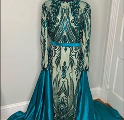 Babyonline DRESS Green Size 10 Emerald Sleeves Mermaid Train Dress on Queenly