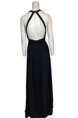 Style m23901 Maniju Black Size 6 Keyhole Pattern Halter A-line Dress on Queenly