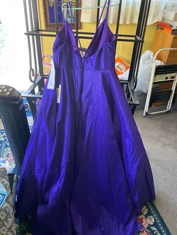 Purple Size 16 Train Dress on Queenly