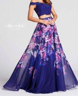 Ellie Wilde Multicolor Size 2 Print Tulle Straight Dress on Queenly