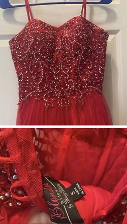 Red Size 6 Ball gown on Queenly