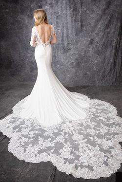Style 18315 House Of Wu White Size 4 Ivory Prom Sleeves Tall Height Mermaid Dress on Queenly