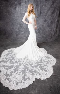 Style 18315 House Of Wu White Size 4 Train Silk Pageant Mermaid Dress on Queenly