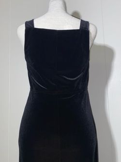 Rabbit Black Size 6 Velvet A-line Dress on Queenly