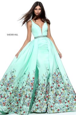 Style 51232 Sherri Hill Green Size 6 Ball gown on Queenly