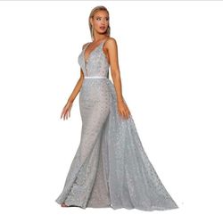Portia and Scarlett Silver Size 4 Floor Length Pageant V Neck Jewelled Straight Dress on Queenly