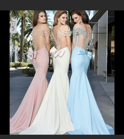 Tarik Ediz Green Size 12 Pageant Floor Length Prom Mermaid Dress on Queenly