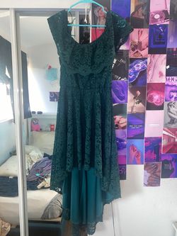 Windsor Green Size 10 Straight Dress on Queenly