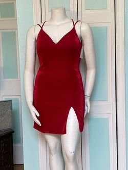 Lucci Lu Red Size 12 50 Off Euphoria Plus Size Prom Cocktail Dress on Queenly