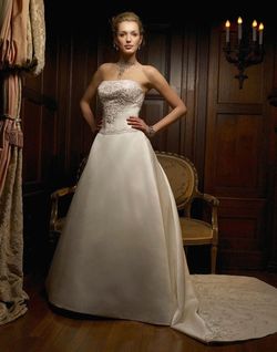 Style 1835 Casablanca White Size 10 Embroidery Sweetheart Sequin A-line Dress on Queenly
