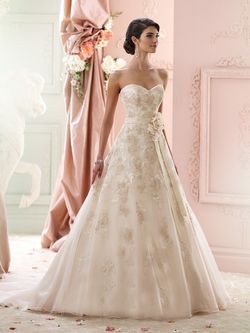 Style 215269 David Tutera White Size 8 Floor Length Sweetheart Lace Cotillion Ball gown on Queenly