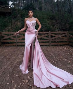Catwalk couture Light Pink Size 6 Embroidery Prom Side slit Dress on Queenly