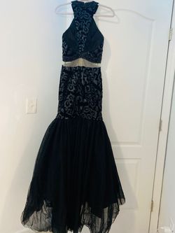 Colors Black Tie Size 4 Prom Floor Length Mermaid Dress on Queenly