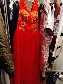 Red Size 8.0 Straight Dress on Queenly