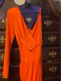 Bebe Orange Size 6 Midi $300 One Shoulder Cocktail Dress on Queenly