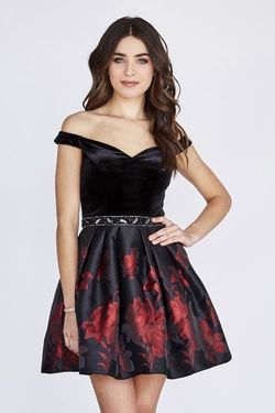 Jolene Black Size 14 Homecoming Mini Pattern Cocktail Dress on Queenly