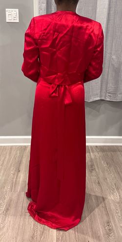 Nicole Miller Red Size 2 70 Off Pageant 50 Off Straight Dress on Queenly