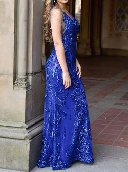 Ellie Wilde Blue Size 6 Photoshoot Floor Length Tall Height Shiny Straight Dress on Queenly