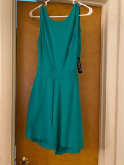 New York and Company Green Size 2 Jumpsuit Dress on Queenly