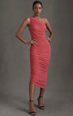 Norma Kamali Pink Size 4 Euphoria Medium Height Cocktail Dress on Queenly