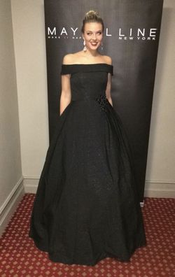Jovani Black Size 4 Floor Length 50 Off Ball gown on Queenly