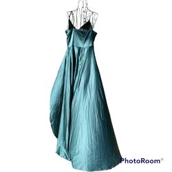 Windsor Green Size 14 Gala 50 Off Train Dress on Queenly