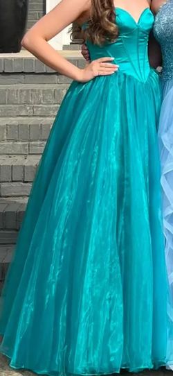 Style 51583 Sherri Hill Green Size 6 Black Tie Bustier Floor Length Ball gown on Queenly