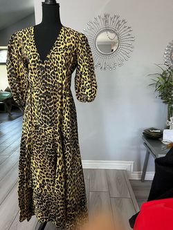 Hani Gold Size 32 Floor Length 70 Off A-line Dress on Queenly