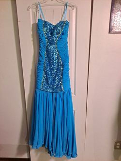 Blue Size 8.0 Mermaid Dress on Queenly