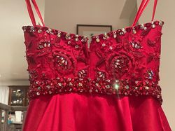 MoriLee Red Size 4 Polyester Sweetheart Ball gown on Queenly
