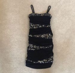 De Silver Size 2 50 Off Cocktail Dress on Queenly