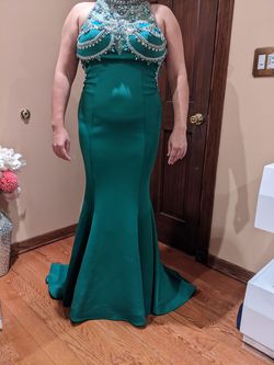 Tony Bowls Green Size 12.0 Floor Length Emerald 70 Off Mermaid Dress on Queenly