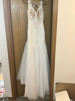 Signature Galina White Size 2 70 Off Wedding Guest Wedding Mermaid Dress on Queenly