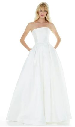 Ashley LAUREN White Size 8.0 Ivory Prom Pageant A-line Dress on Queenly