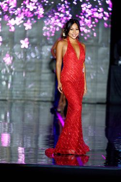 Jovani Red Size 0 Pageant Straight Dress on Queenly