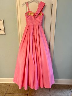 Royal We Pink Size 2 Pageant Prom Ball gown on Queenly