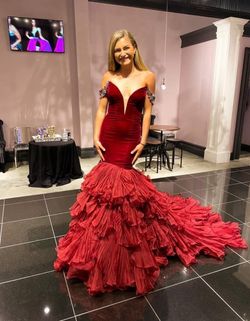 Sherri Hill Red Size 4 Velvet Prom Plunge Mermaid Dress on Queenly