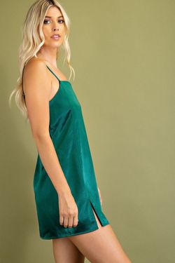 Style GD3227 Glam Green Size 10 Silk Black Tie Cocktail Dress on Queenly