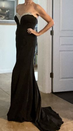 Tiffany Black Size 6 Jersey Mermaid Dress on Queenly