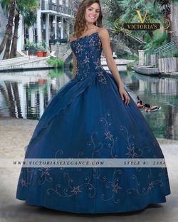 Style 2384 DaVinci Blue Size 6 50 Off Floor Length Ball gown on Queenly
